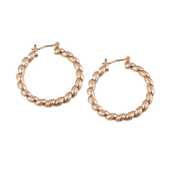 18k gold plated medium twisted hoop earrings - Picture 3 of 6